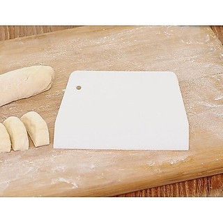 Miếng Vét Bột / Cắt Bột / Chà Láng 2 Size