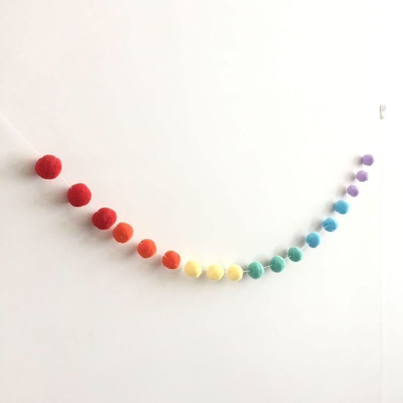 Ins Handmade Len Nỉ Bóng Dây Đồ Trang Trí Màu Caron Phòng Trẻ Em Cô Gái Trang Trí Phòng Ngựa Dài Tra