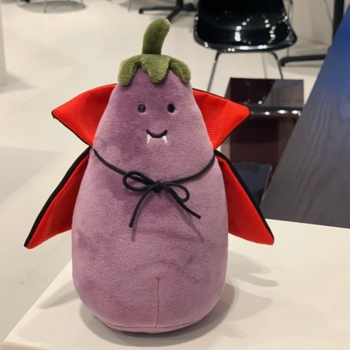 ISDR Cloaked Eggplant Halloween Eggplant Plush Doll Vampire Eggplant Gift Plush Toy Plant Doll