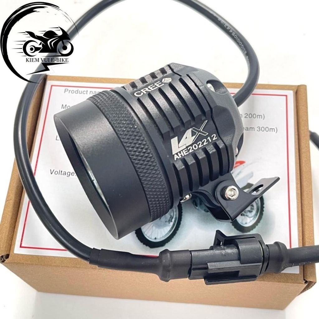 Đèn Trợ Sáng L4X 12V Sáng trắng chống nước tốt dành cho Xe Máy, Xe Điện Kèm Công Tắc
