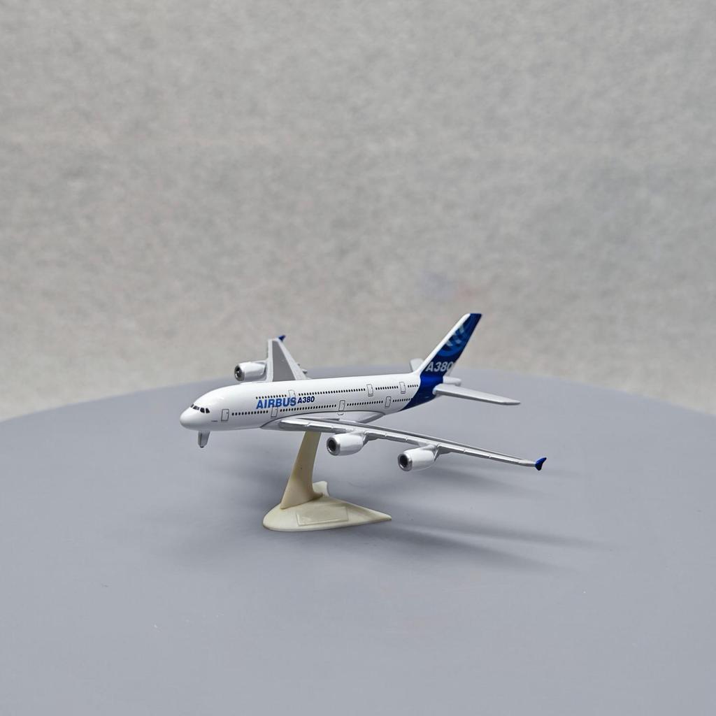 Herpa ❈ ❈ AIRBUS A380 ❈ 🛒 ❈ ❈