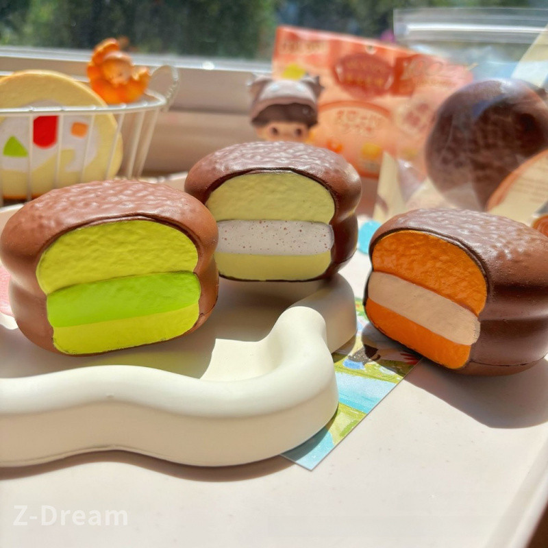 Đồ chơi giải nén Dream Dragon Pie Bánh mì phục hồi chậm Squishy