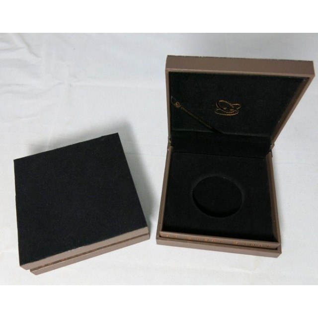 1 Ounce Đồng Xu Bạc Hộp Ngoài Không Từ / Vàng Sản Xuất