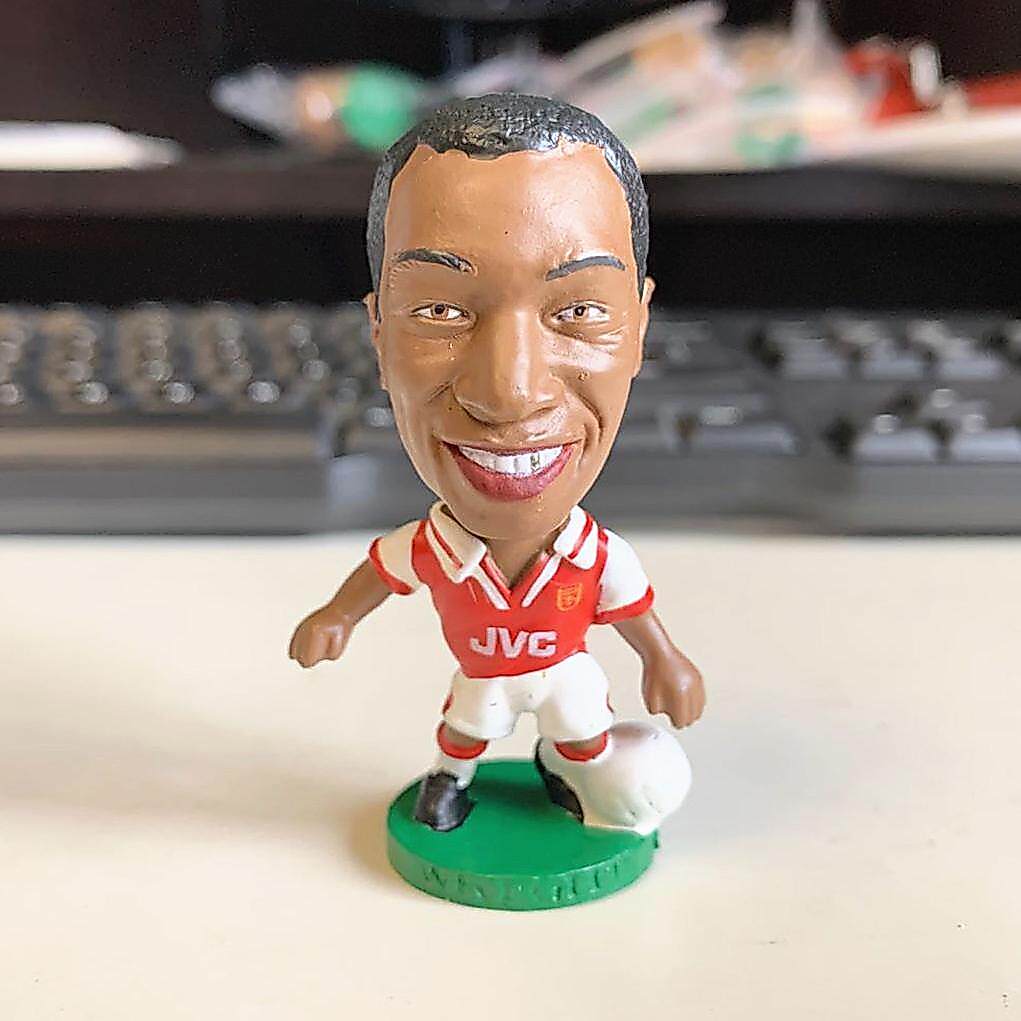Búp bê ngôi sao bóng đá chính hãng Corinthian Prostars Arsenal PL42 Ian Wright