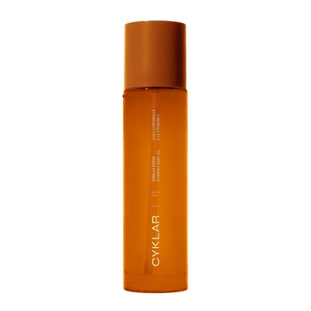 Sữa dưỡng thể CYKLAR Vitamin C, Unisex. Tinh chất cơ thể có mùi vani này có thể dưỡng ẩm cho da, làm