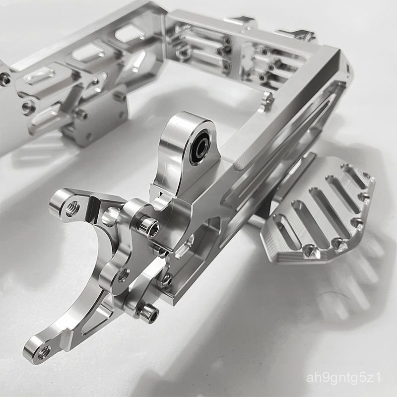 Gắp sau đa năng xe điện gắp kiếm đời 3 xe máy điện độ CNC hợp kim nhôm bền đẹp chống gỉ