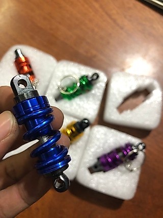 Móc khoá xe hình phuộc CNC