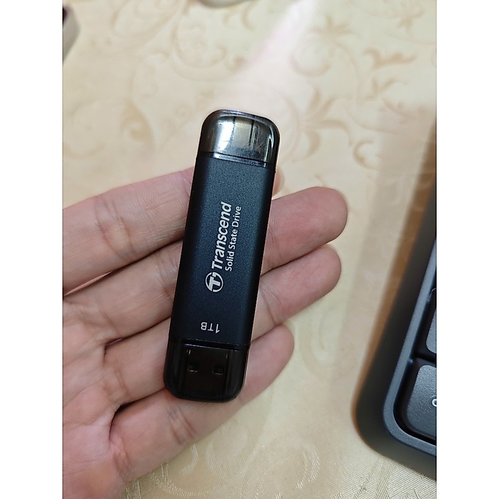 [QUA SỬ DỤNG] Ổ cứng SSD Transcend ESD310C 1TB Đen