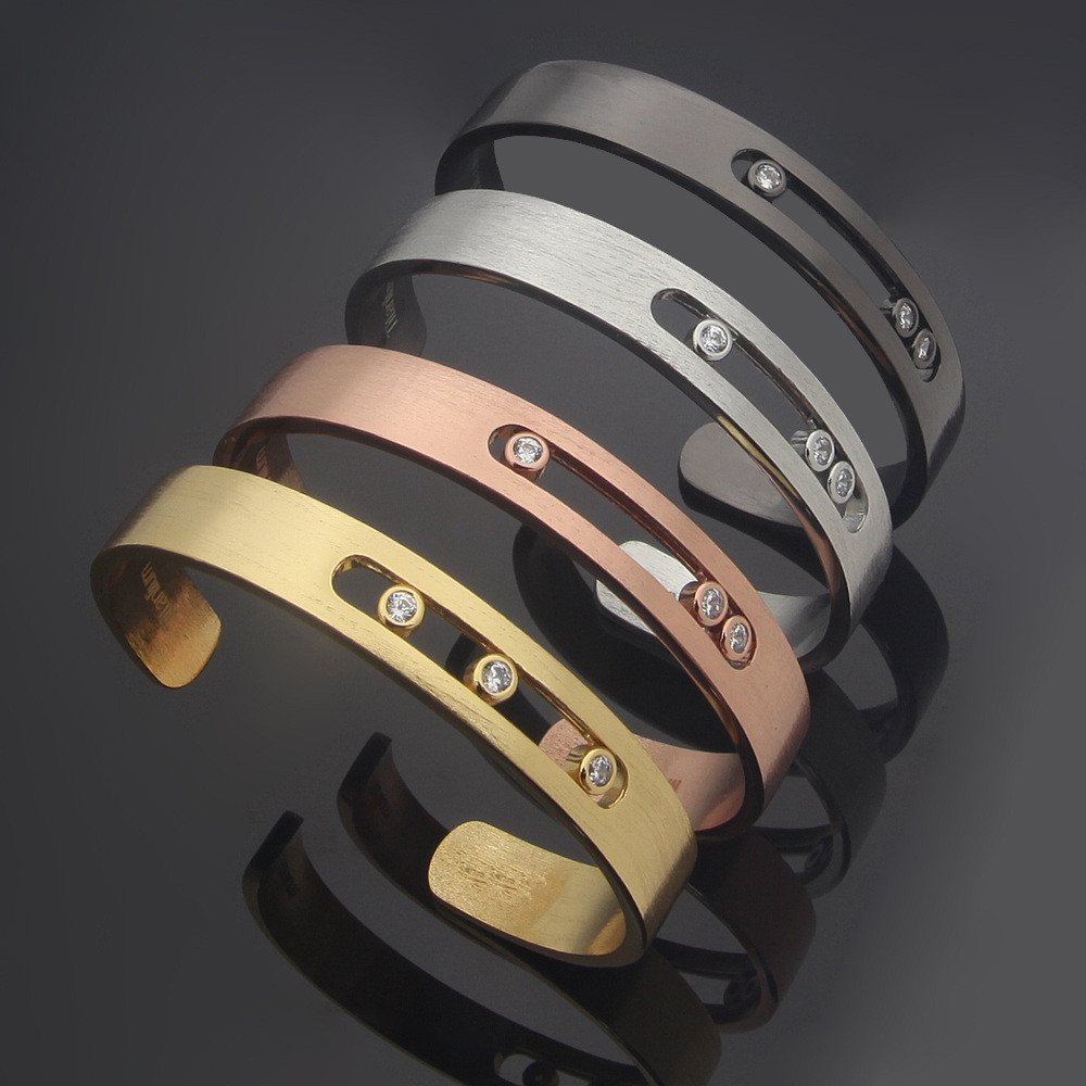 KP7L Open-ended couple's bracelet with matte finish and three sliding diamonds
