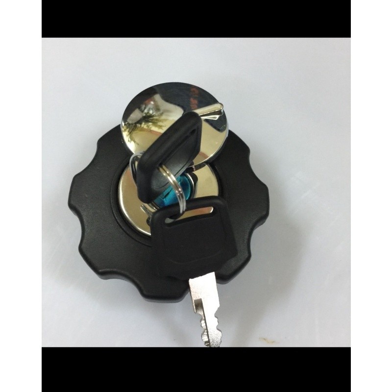nắp khóa bình xăng xe 67