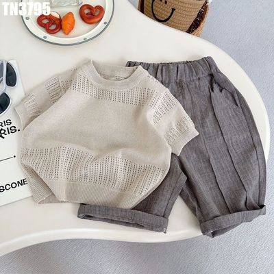 Bộ Bé Trai Bé Gái Áo Len Móc Kem Phối Quần Lửng Xám form xinh dễ mặc MINTSCLOSET TN3795