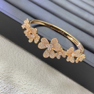7MYO Hand7Domestic and international bracelets ins Clover full-flower wind-style fashion jewelry wit