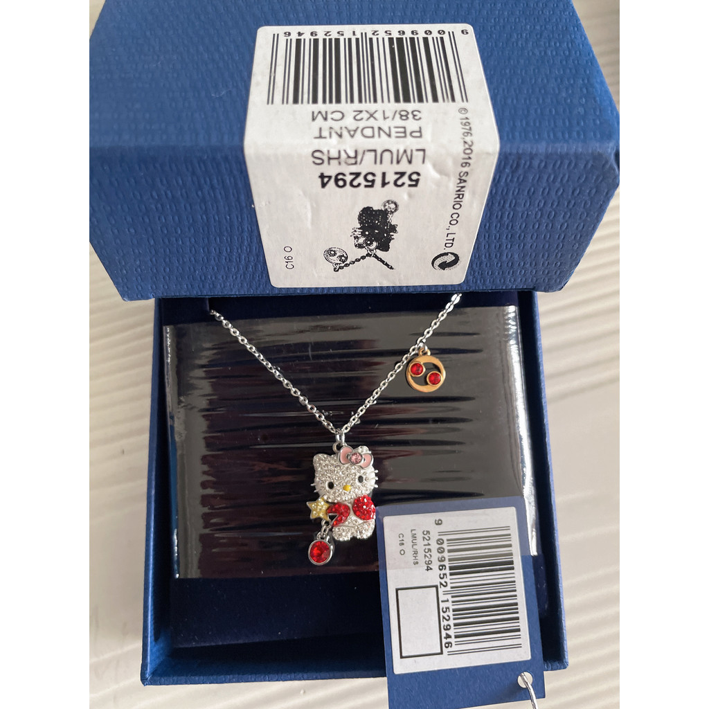 Hàng sẵn có [Túi quà tặng hộp] Swarovski Crystal Twelve Chòm sao Hello Kitty Capricorn Vòng cổ chuỗi