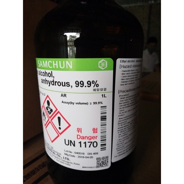 Chất Ethyl alcohol anhydrous 99.9% E1139 Ethanol Samchun Hàn Quốc chai 1 lít C2H5OH HC1
