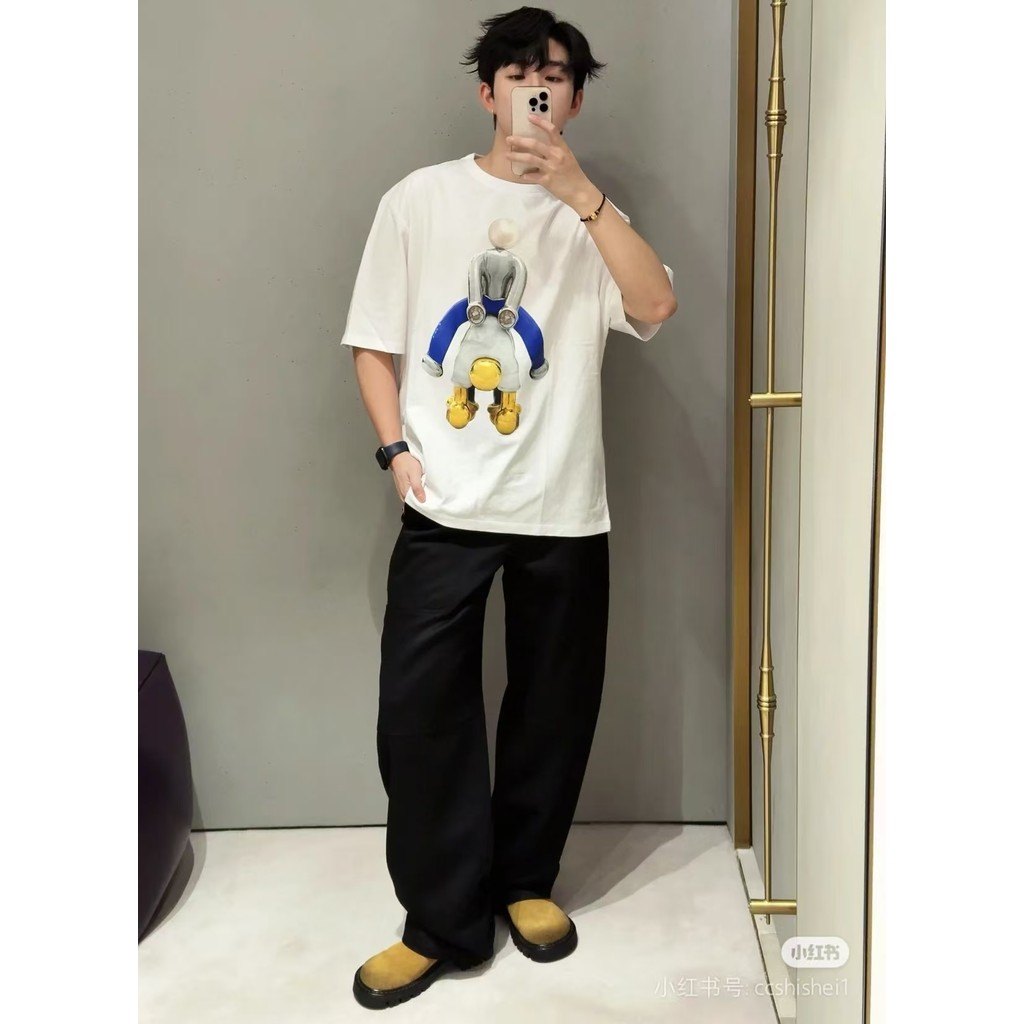 LOEWE LOEWE Mặc Hàng Ngày Áo Thun Tay Ngắn Nam Nữ Phong Cách Ren Đi Lại Hàng Ngày Hai Dòng Quần Áo T
