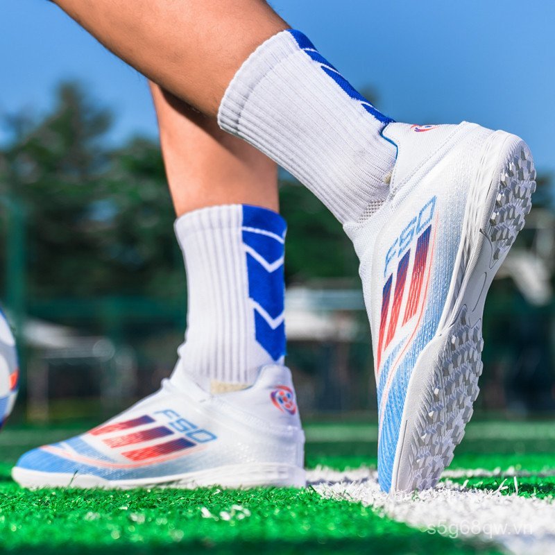 Giày bóng đá F50 chất lượng cao AG / TF Giày bóng đá nhẹ chuyên nghiệp Cleats 1230 HYKH