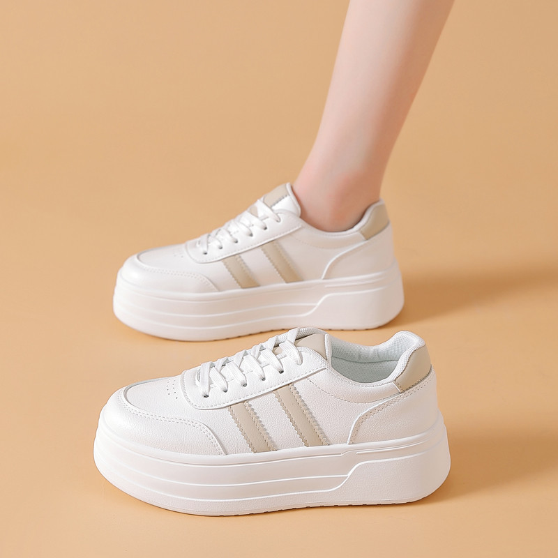 Women's Fashion Korean Style Casual BK6905New thick-soled student sports shoes for women