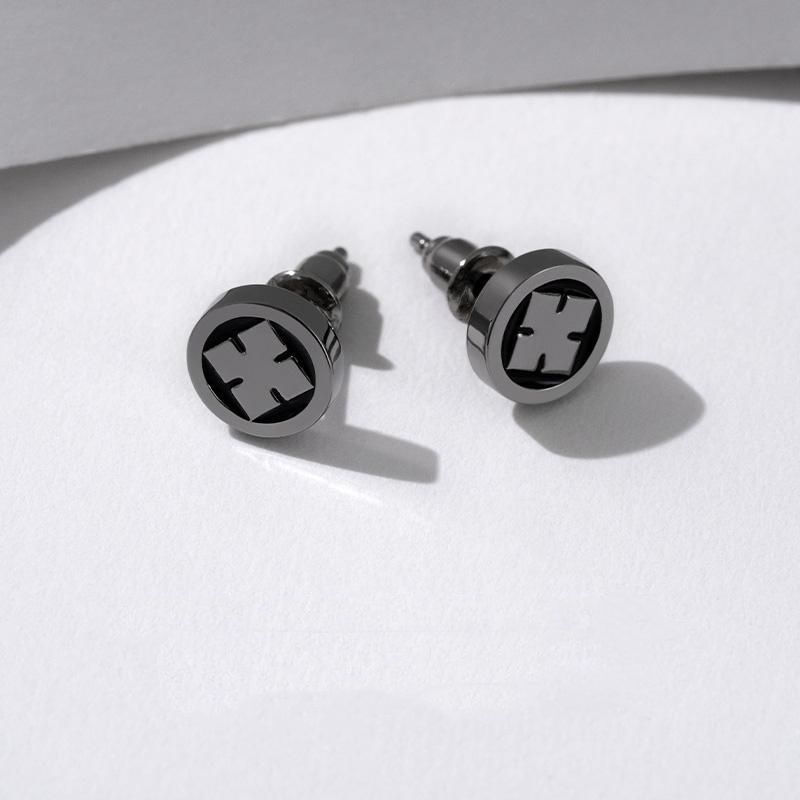 2024Elegant black four-leaf clover earrings for men and women, new model10y FZV5