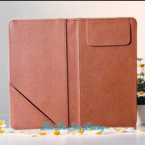 Kẹp bill thanh toán nam châm màu nâu đỏ KT 12x21cm, A5 cho nhà hàng khách sạn
