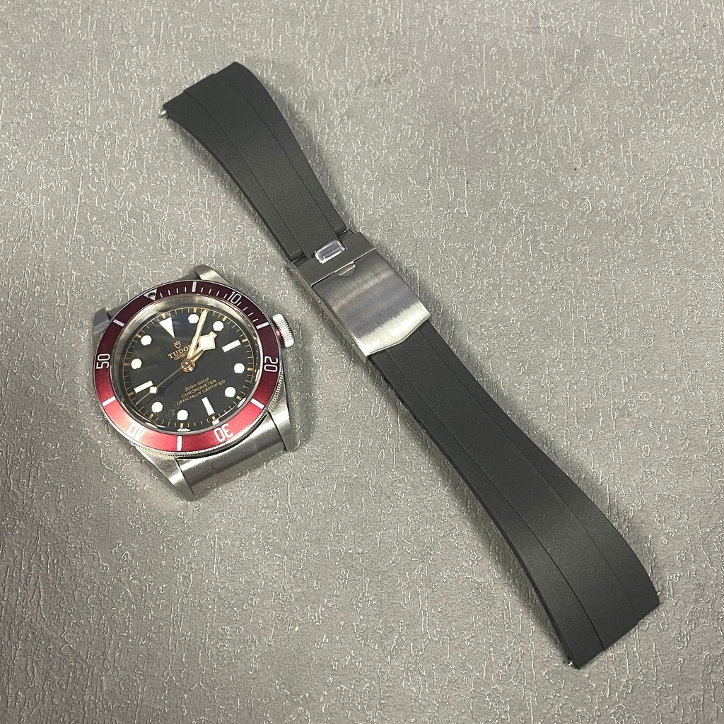 7/18✈Thích hợp cho dây đeo 22mm tudor GMT khóa gấp dây cao su màu đen Blackbay 41 58 Universal