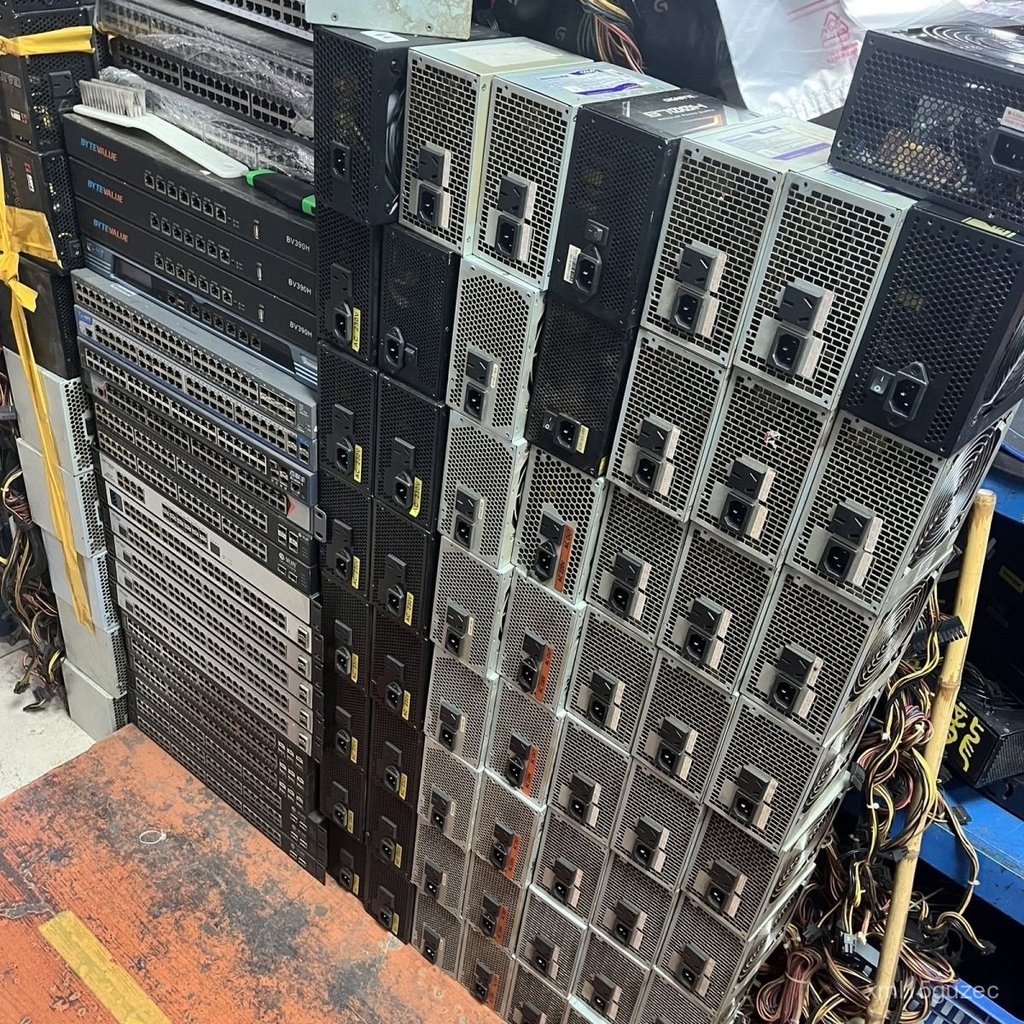 Nguồn máy tính Huntkey 500W hỗ trợ card đồ họa đôi 8 pin CPU 8 pin chính hãng bền bỉ giao nhanh chất