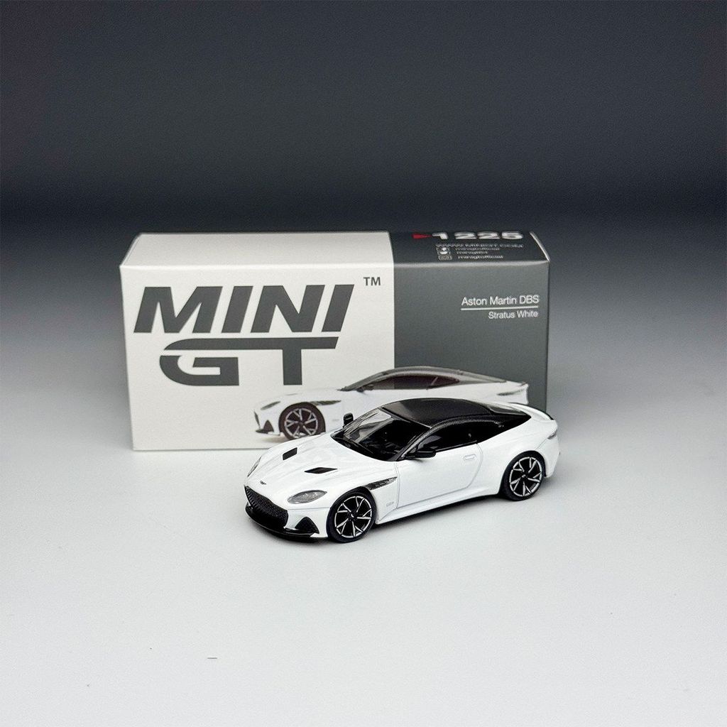 MINIGT 1 / 64 Aston Martin DBS #1225 Hợp kim tĩnh Diecast Đồ chơi mô hình ô tô Quà tặng sinh nhật