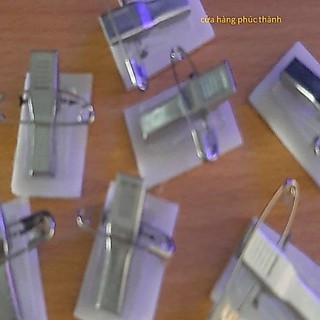kẹp áo tang trắng 2cm
