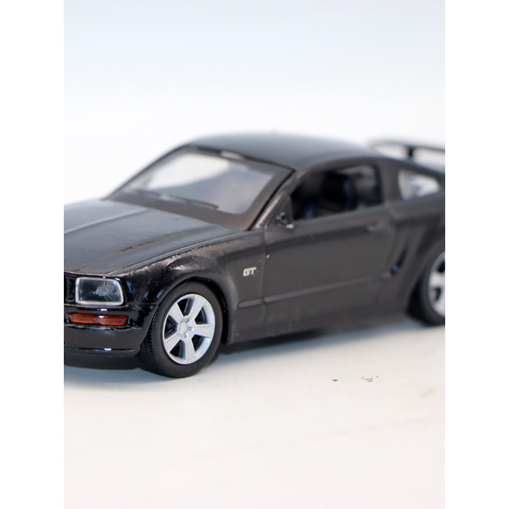 [Mẫu xe có sẵn] Mẫu xe hợp kim 1 / 43 Ford Mustang GT 2005 Mẫu xe thể thao Ford Mustang