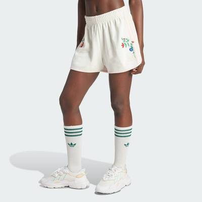 adidas Phong cách sống Quần Short Graphic Hoa Thời Trang Nữ trắng IS3869