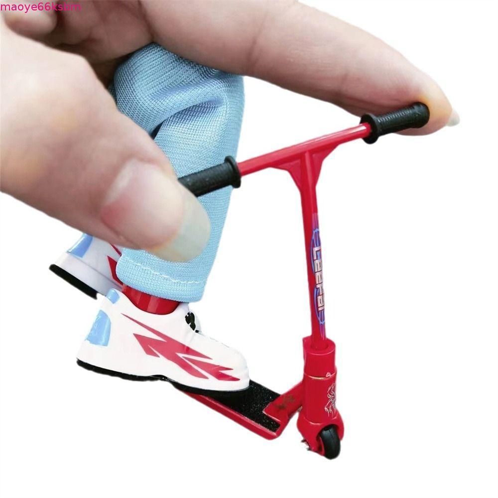 ZORVEX Finger Scooter, Finger Training Movement Mini Scooter, Party Favors Scooter Model Fingerboard