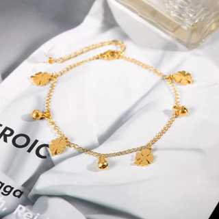 Vòng chân bằng thép titan bốn lá dành cho nữ Chất liệu không phai màu có thể tắm chuông Vòng chân không dị ứng Vòng chân vàng 18K