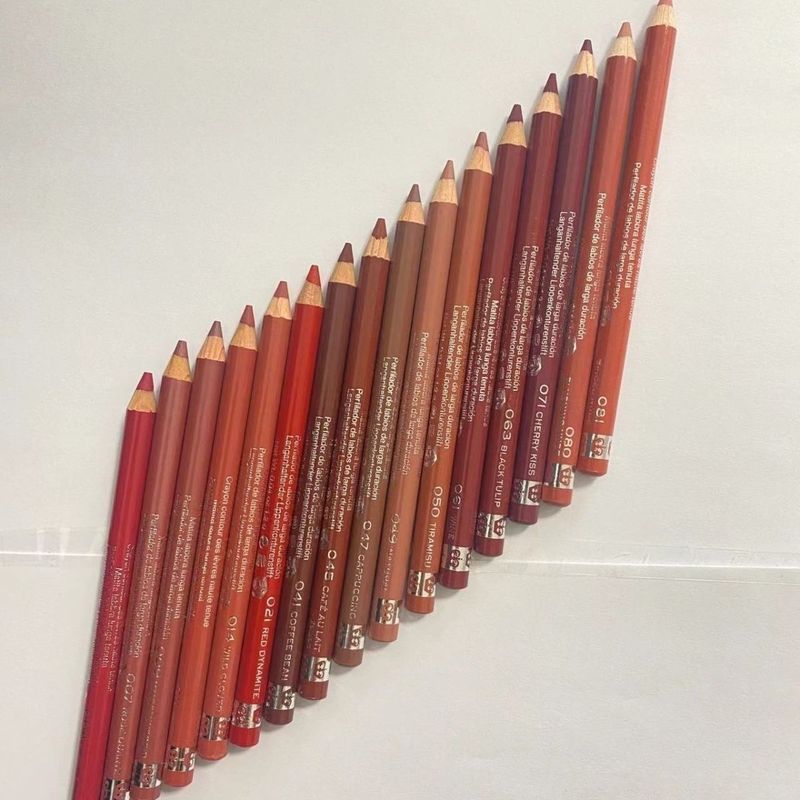 RIMMEL RIMMEL Anh Lớp Lót Môi Lâu Dài Mờ Chống Thấm Nước Chống Dính Cốc Có Thể Vẽ Son Lót Có Thể Áp 