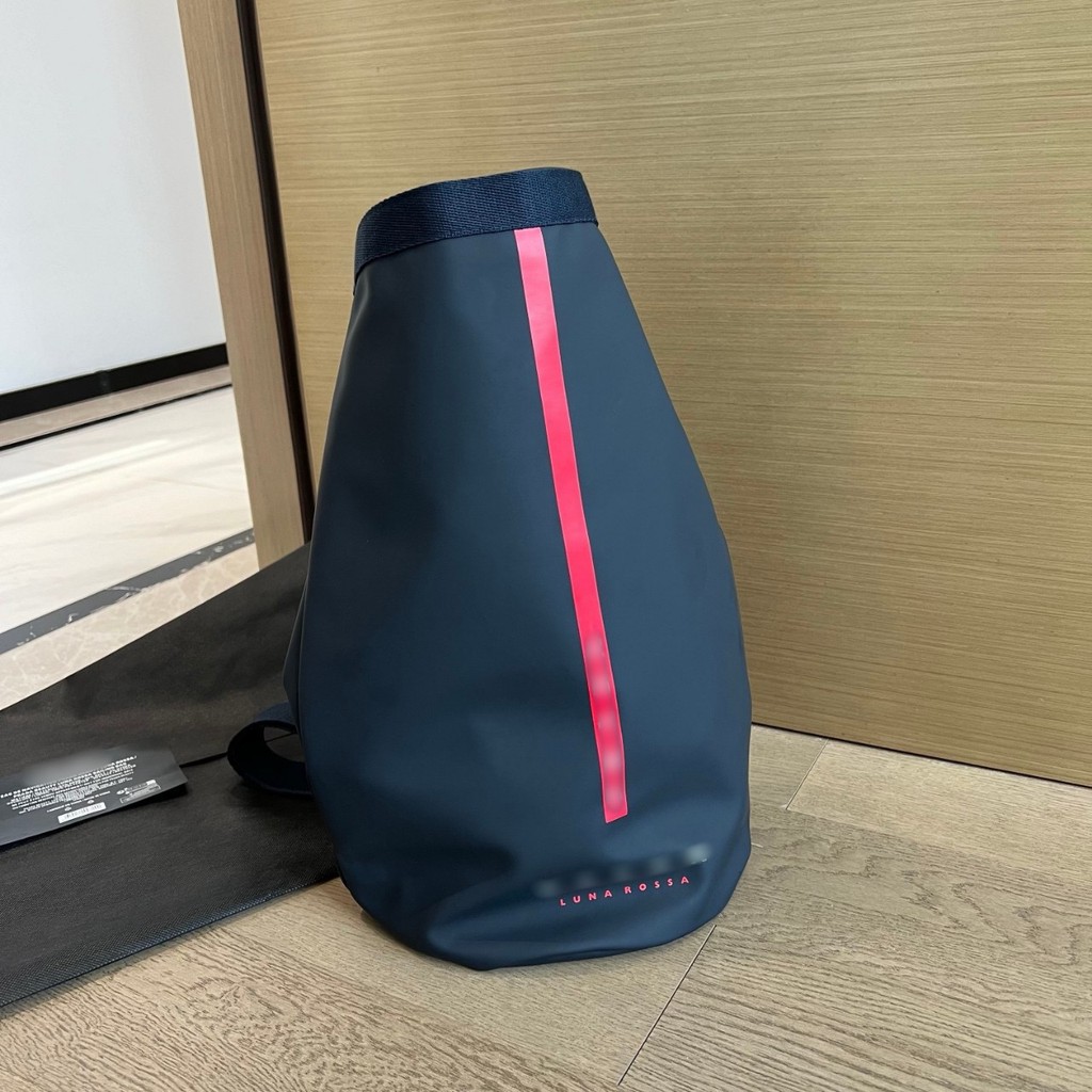 Men's shoulder bag, large capacity gym bag