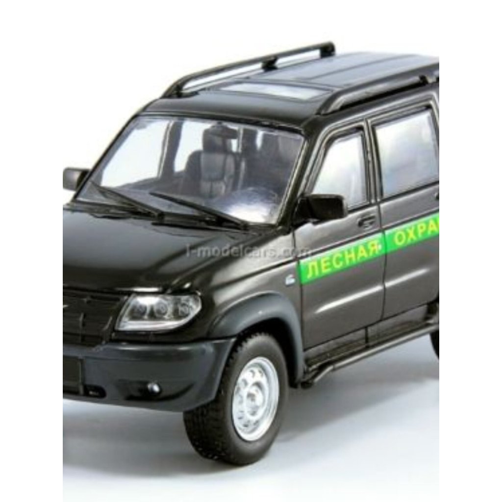 [Mẫu xe có sẵn] Xe hợp kim 1 / 43 UAZ Patriot Waz Patriot Xe địa hình cổ điển kiểu Nga