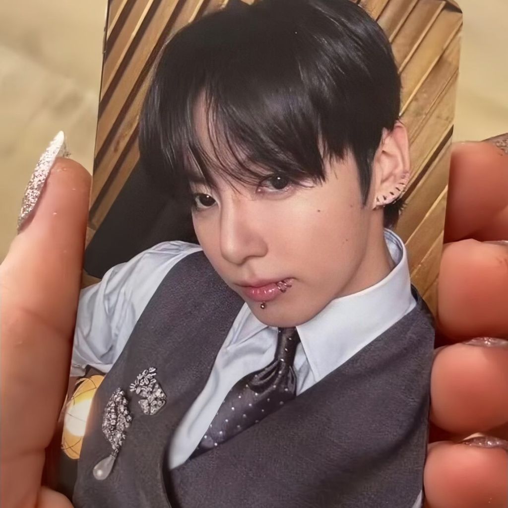BTS Album Mới Jungkook Bts BTS Album Guka Tian Jungkook Thẻ Trường Tiểu Học Đồng Phục Trái Cây