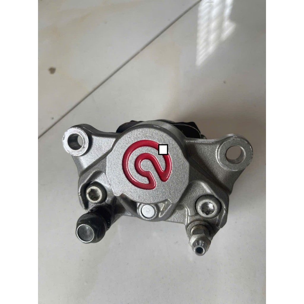 (Hàng cũ) Heo dầu bremb 2 Pis có trầy xước nhẹ ARM Racing-Nhi