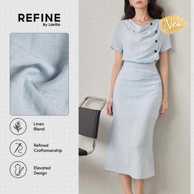 (New Arrival) (Refine by Lovito) Váy công sở pha bông lanh xếp rũ tốt hai lớp nút trước váy nữ xanh nhạt xuân hè DRR42P1D040