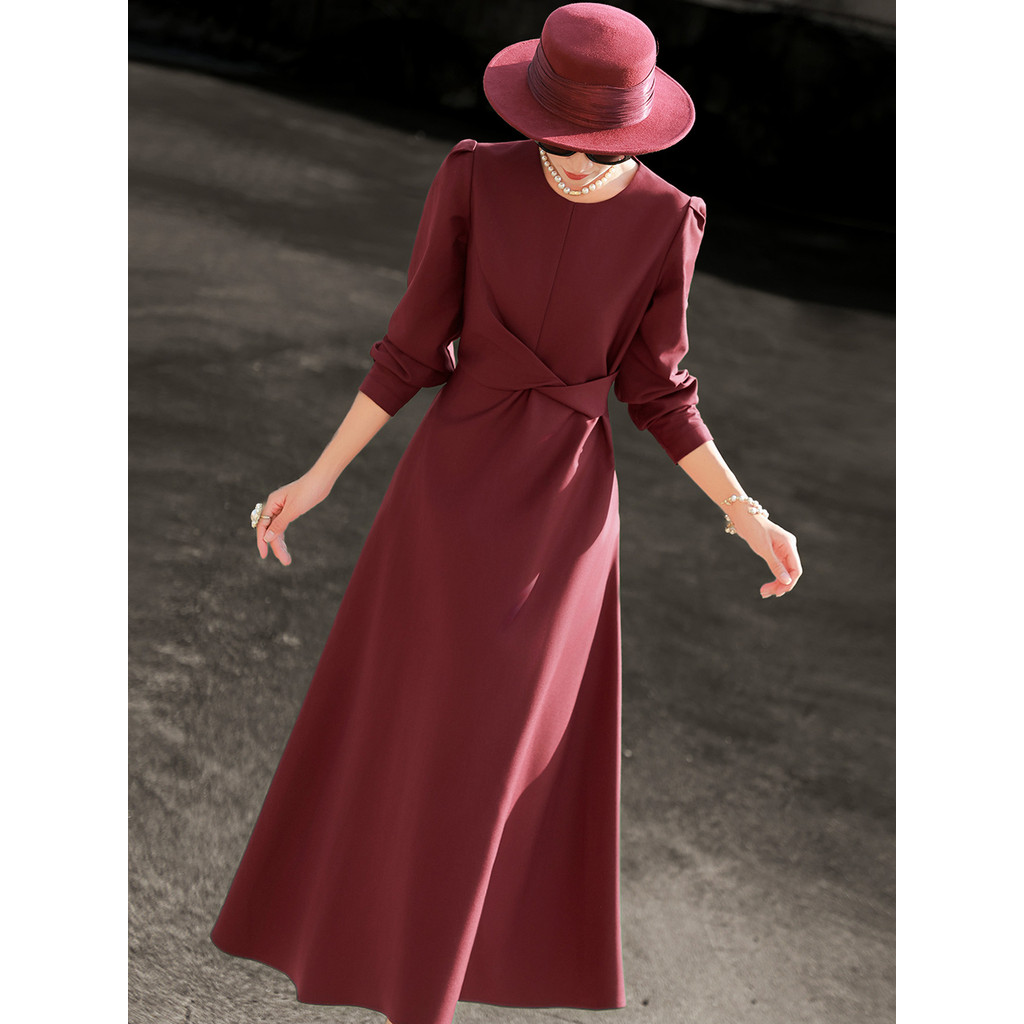 MEXCOCO Thu Đông 2025 - Váy Thanhtags Lịch Màu Đỏ, Thiết Kế Eo Hẹp Tay Dài Mỏng