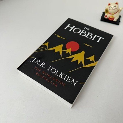 Hàng sẵn có Vận chuyển nhanh The Hobbit The Hobbit Tolkien Tiểu thuyết giả tưởng hiện đại8290026