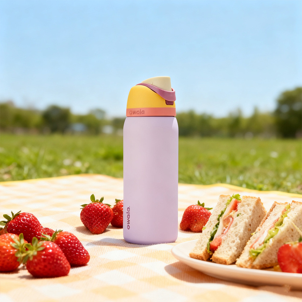 Owala Freesip Insulated Stainless Steel Water Bottle With Lock Lid 32OZ