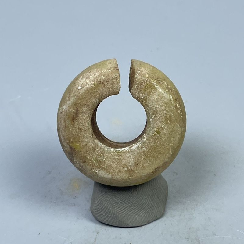 Yu Missing 76 Red Mountain Culture Old Jade (One Order One Piece) 7,5t