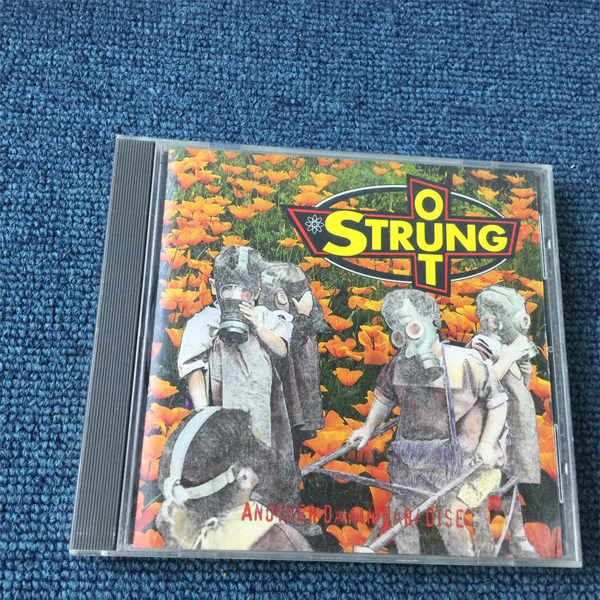 Strang Out Another Day in Paradise (Unsealing) jia20