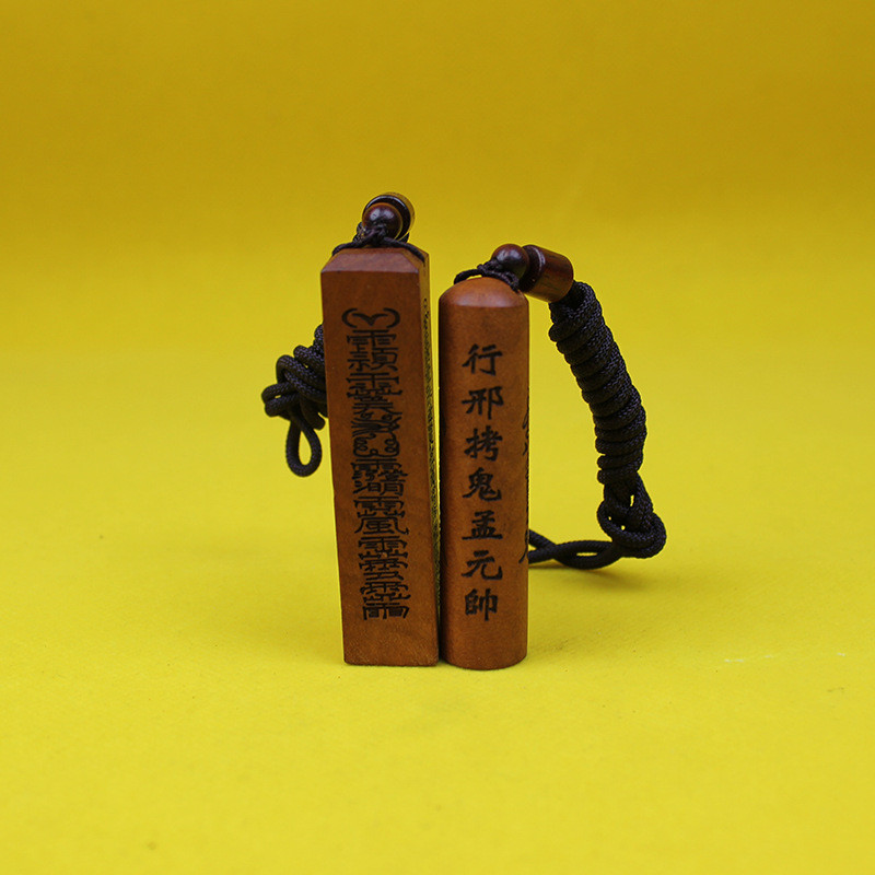 Lightning tự nhiên Táo tàu tự nhiên Táo tàu Lightning-struck mini Mặt dây chuyền sấm sét Mặt dây chu