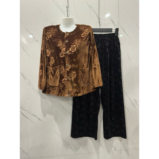  Bộ quần áo nhung cho người già CAMAVINGA Bộ đồ nhung phù hợp phụ nữ cao tuổi. 