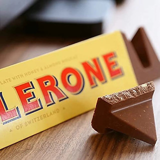 Socola Toblerone Thụy Sĩ 100G