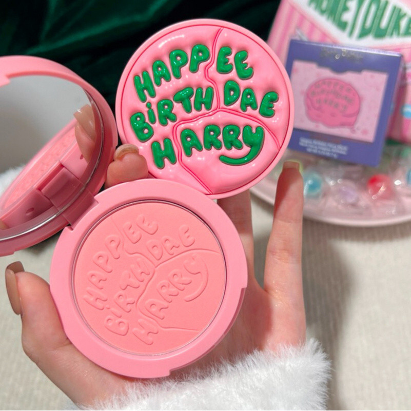 ✨SHEGLAM Harry Potter Co Name Limited Powder Blusher Hagrid Cake Powder Blusher Brighten Complexer C