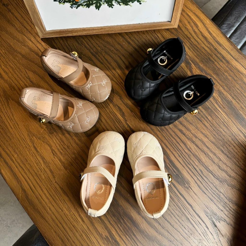 Giày búp bê cho bé gái mũi tròn khóa ngọc đế bệt chống trơn trượt (mã kn02)