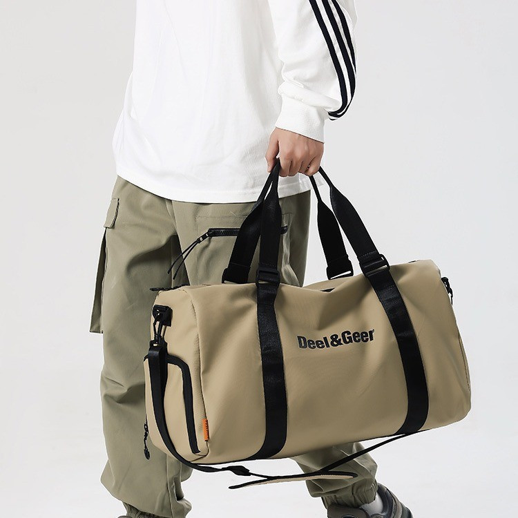 Authentic sports and fitness bag, training bag for men and women, large-capacity shoulder bag, cross
