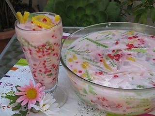 Hạt lựu nấu chè