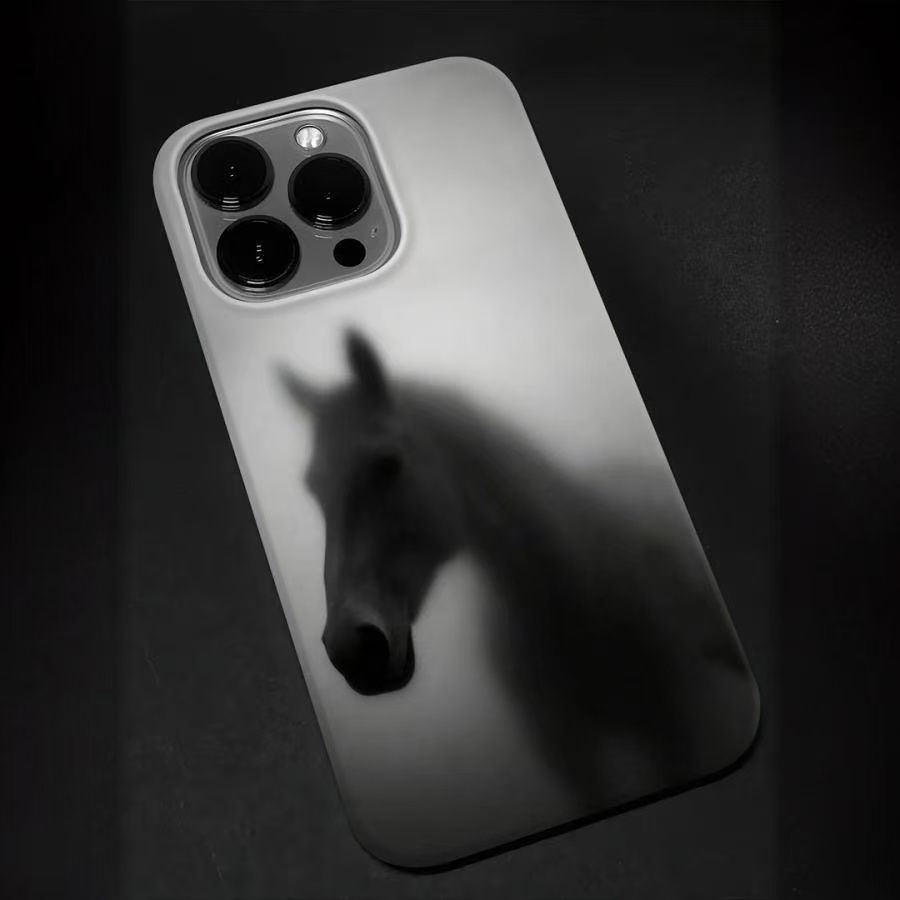Misty Dark Horse is suitable for iPhone 17 Promax phone case 16/15 plus 141312 pro